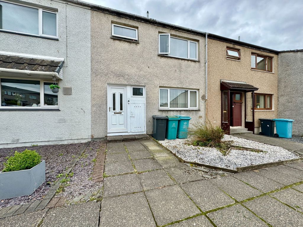 Property photo 1 of 28