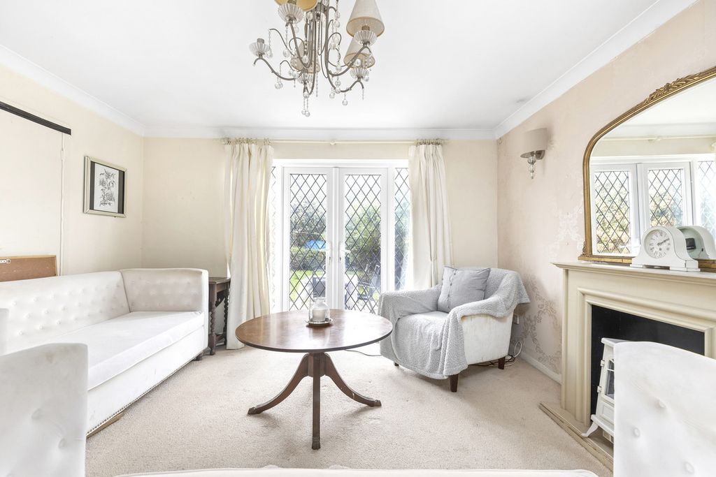 Property photo 2 of 15