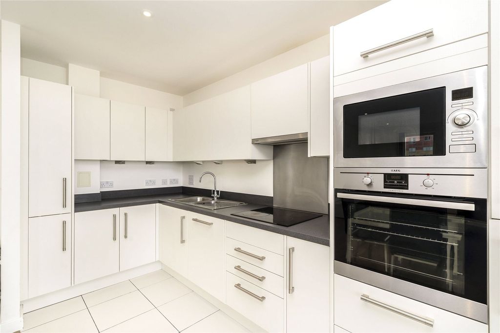 Property photo 2 of 7 Picture No. 47