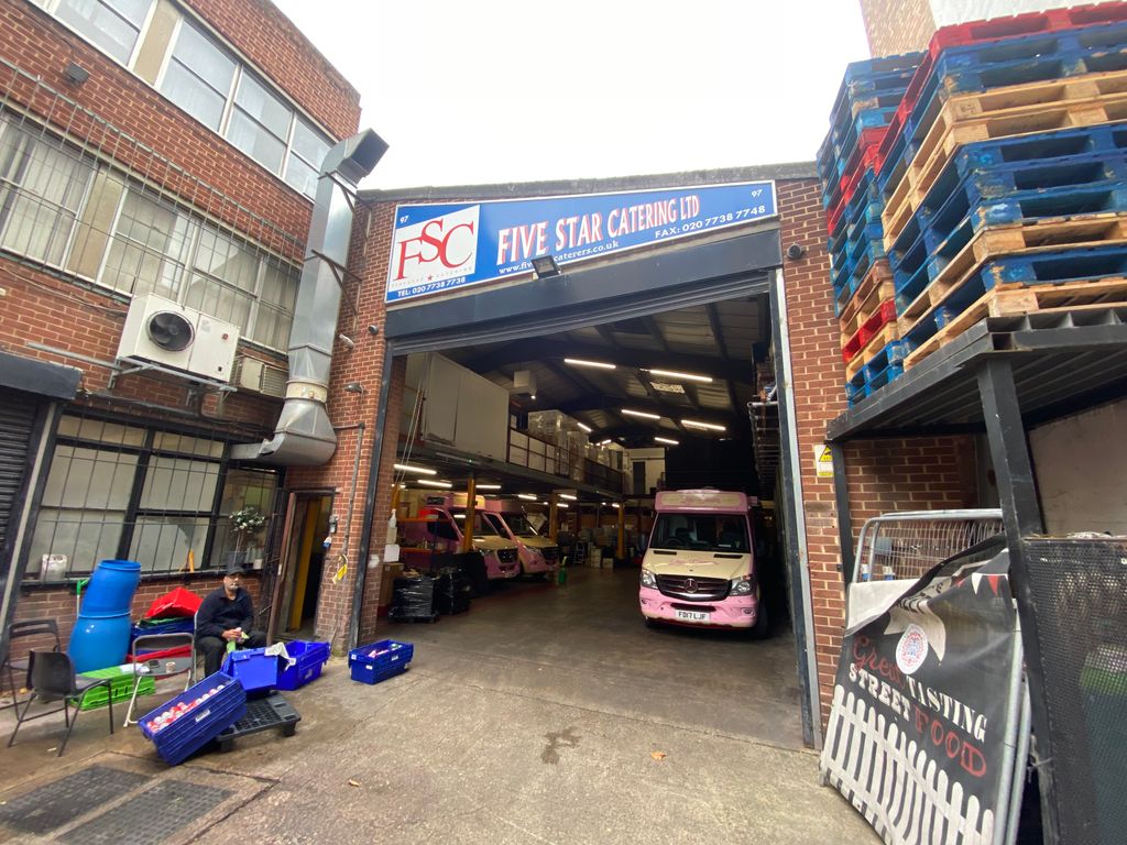 Property photo 1 of 5