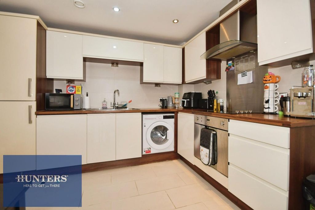 Additional image 4 of 1 bed flat for saleThe Maltings, Chatsworth Road, Brampton, Chesterfield S40