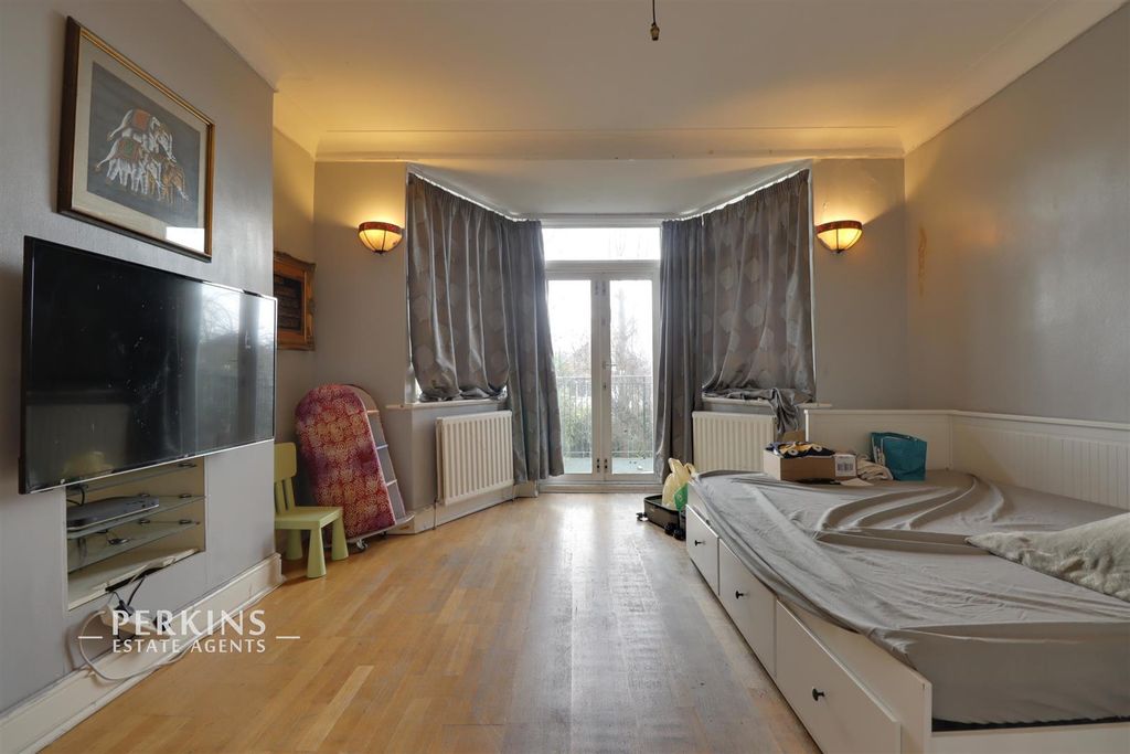 Property photo 3 of 12 Rec.Jpg