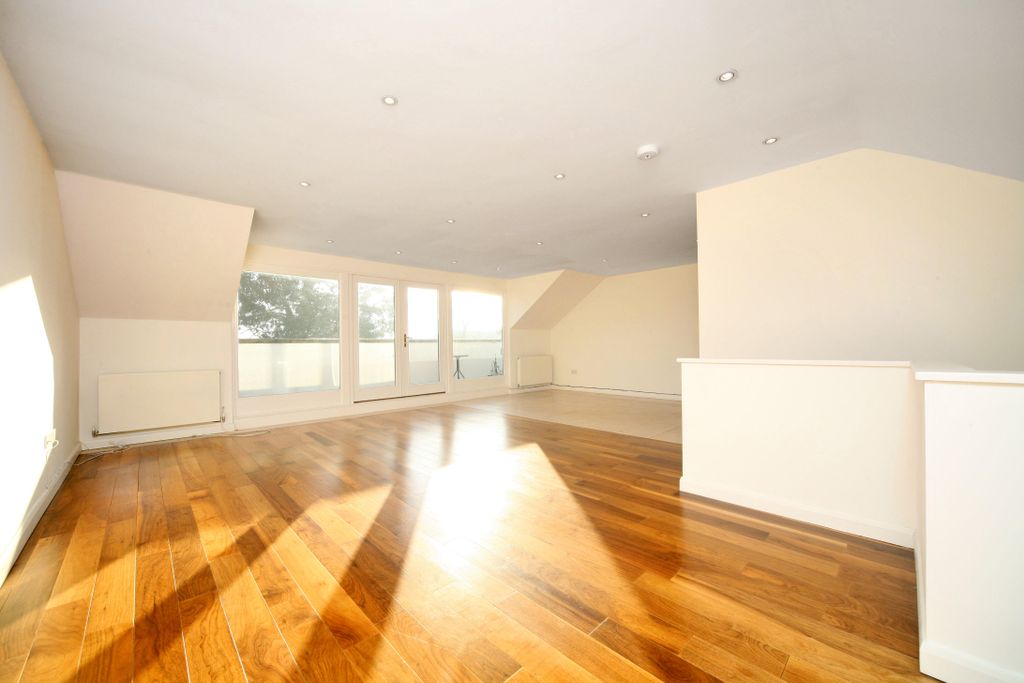 Property photo 3 of 13 Living Room