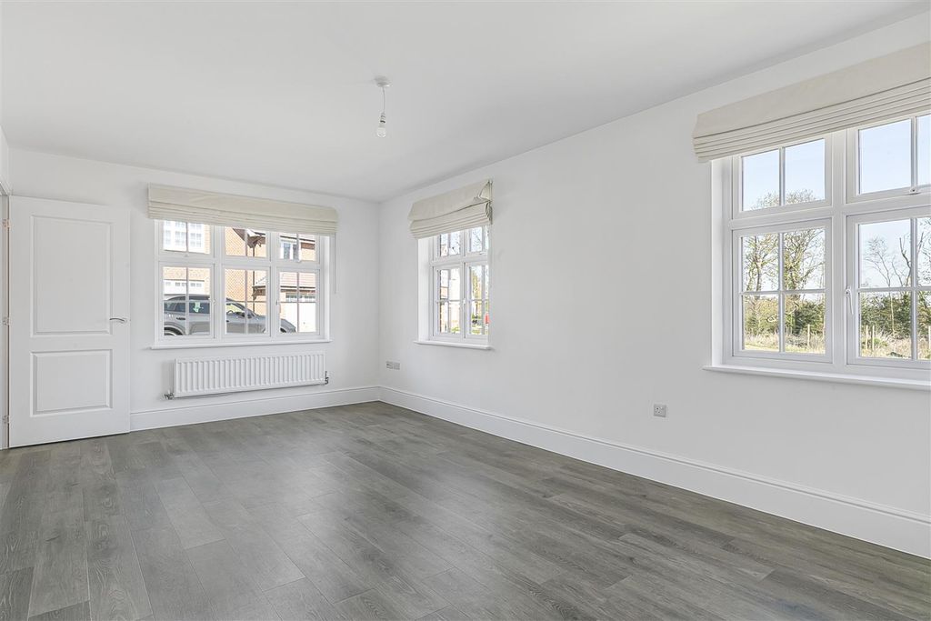Property photo 3 of 25 3
