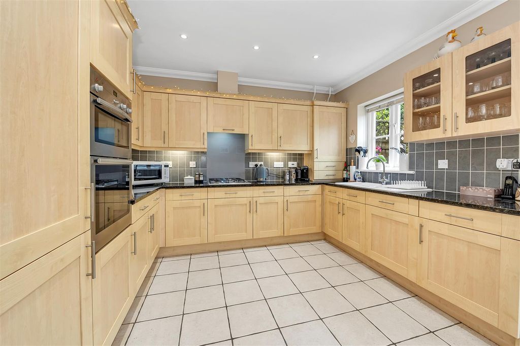 Property photo 2 of 18 Dcp_2313.Jpg