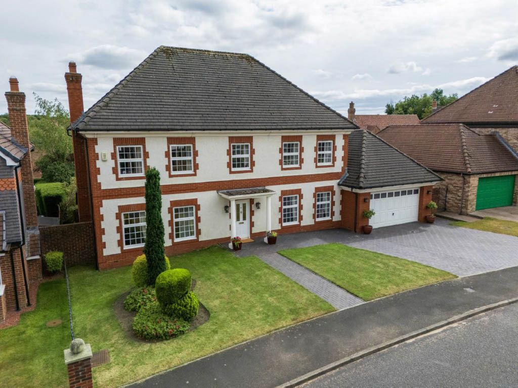 Property photo 1 of 27