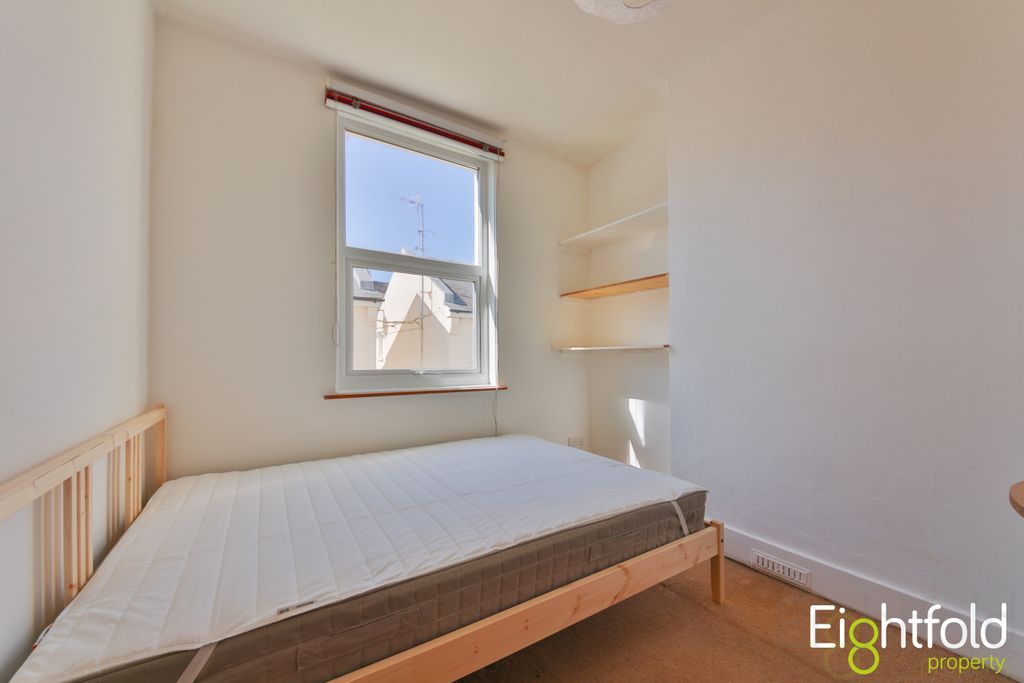 Property photo 3 of 8 Image