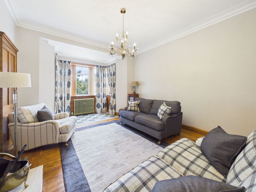 Property photo 3 of 36