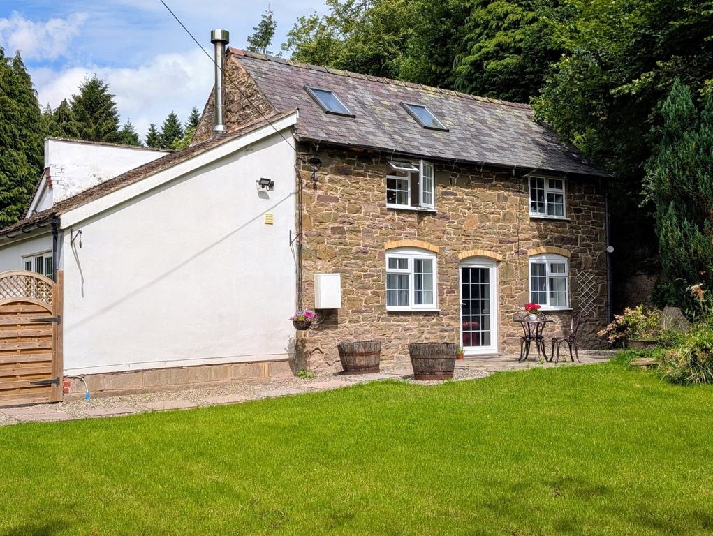 Property photo 2 of 22 Picture No. 25