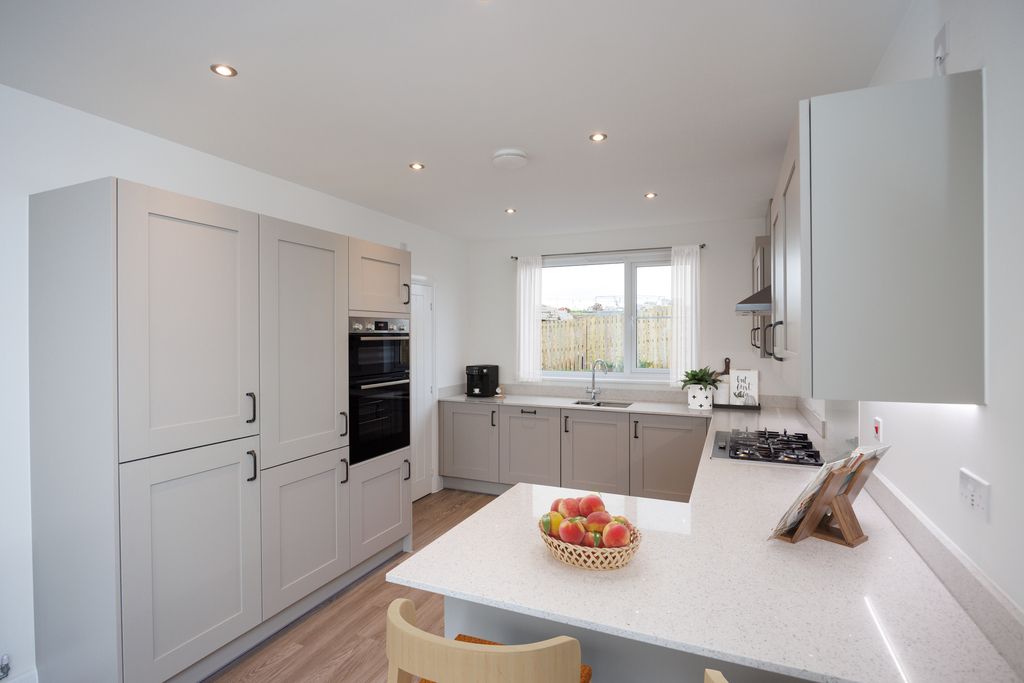 Property photo 3 of 9 Cp_Tors198_47