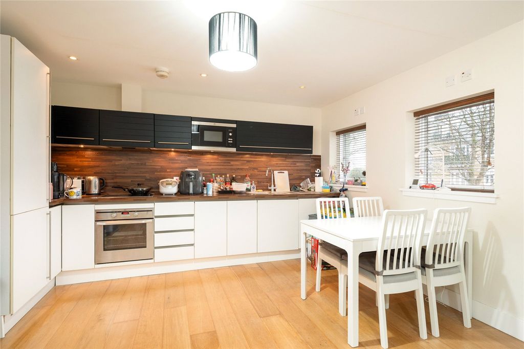 Property photo 3 of 13 Picture No. 14