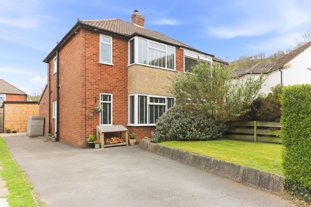 Property photo 1 of 26