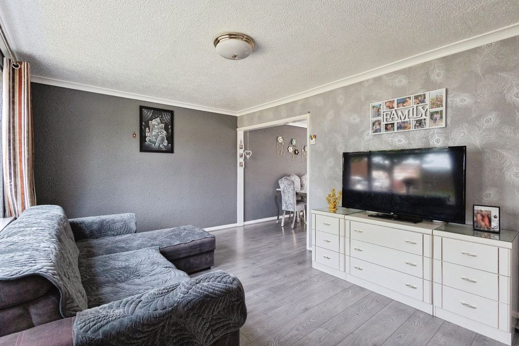 Property photo 3 of 19 Pbox-Img.Jpg