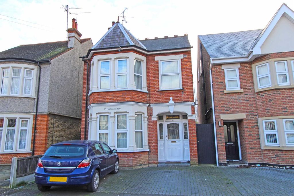 Property photo 1 of 7