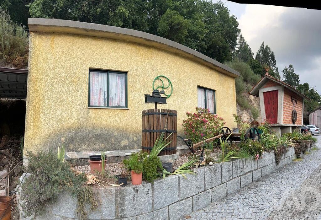 Property photo 1 of 29