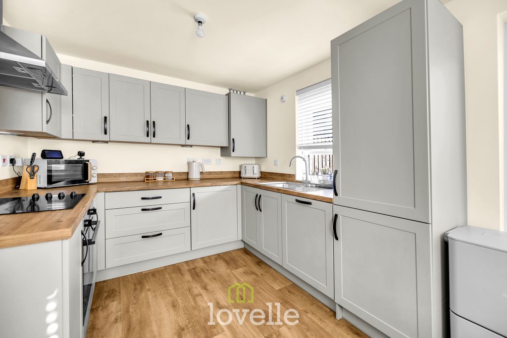 Property photo 3 of 25