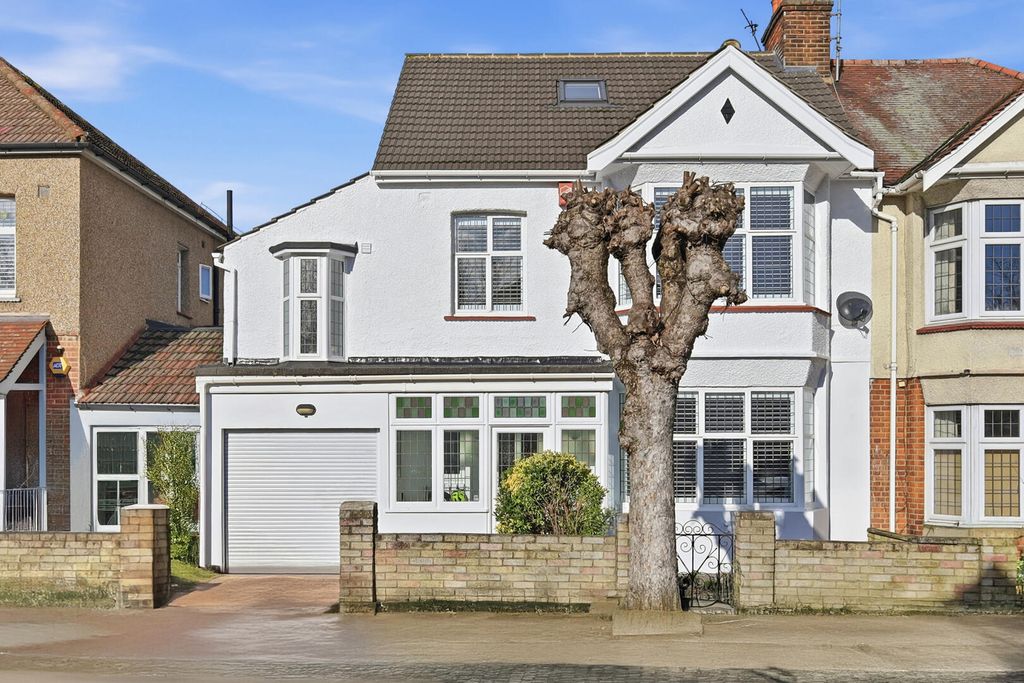 Property photo 1 of 32 Front (Exterior)