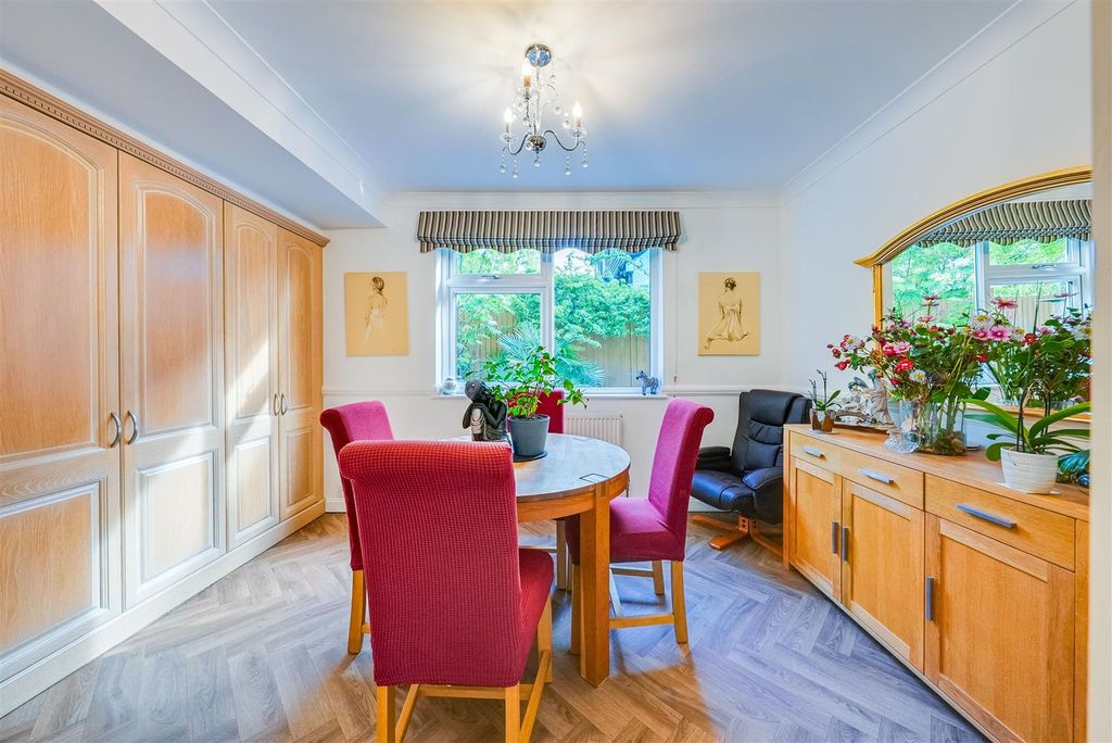 Additional image 15 of 4 bed detached bungalow for saleGorsewood Road, Hartley, Longfield DA3
