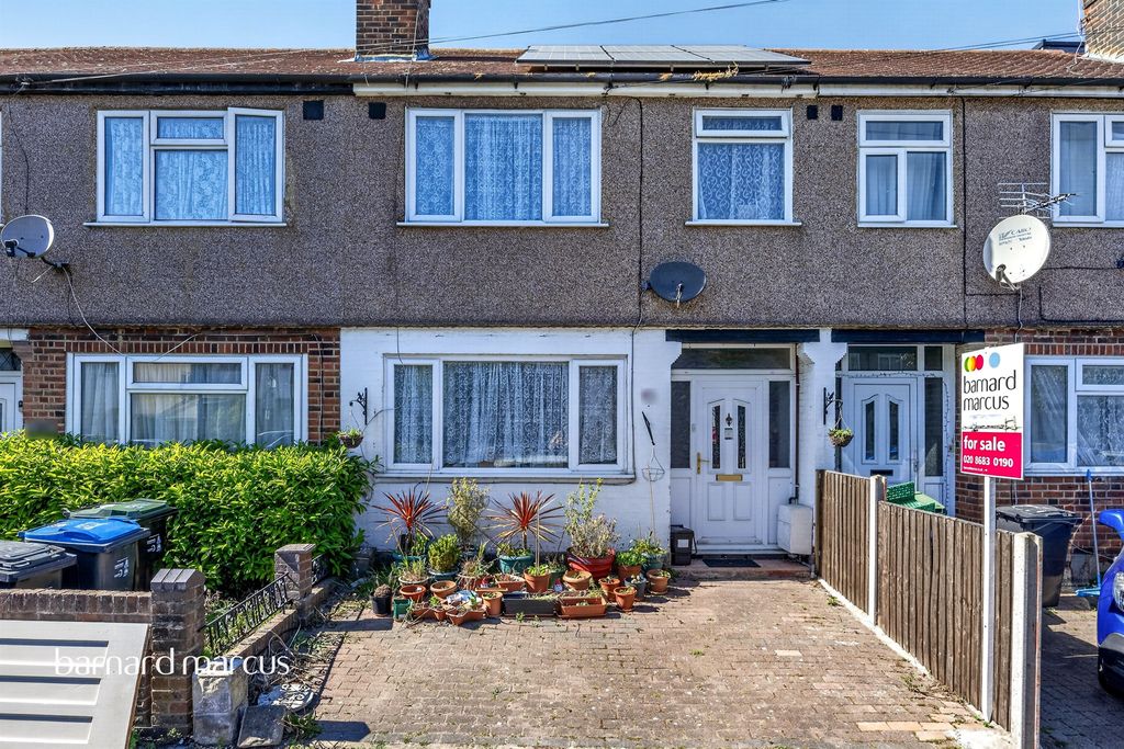 Property photo 1 of 19