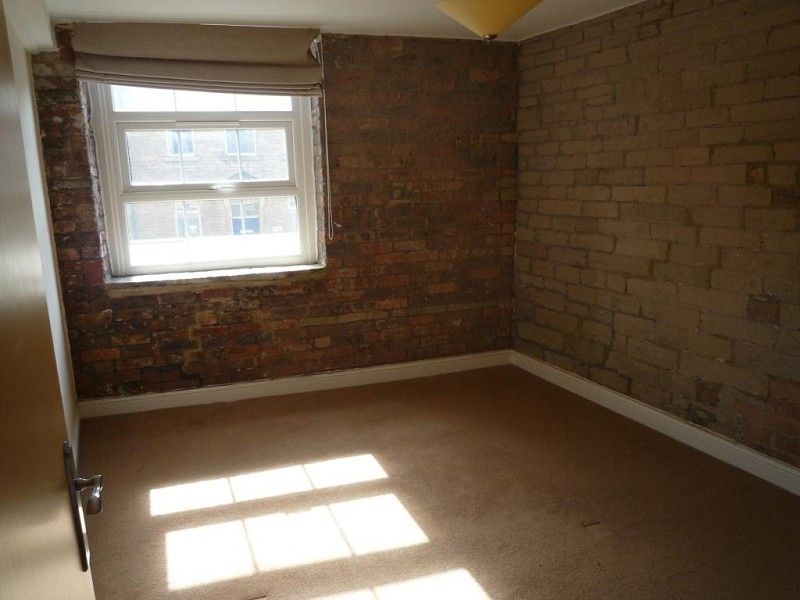 Additional image 4 of 2 bed flat for saleWestbury Street, Elland, West Yorkshire. HX5