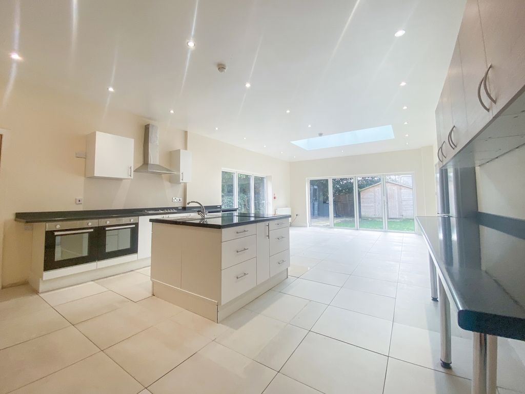 Property photo 3 of 6 3
