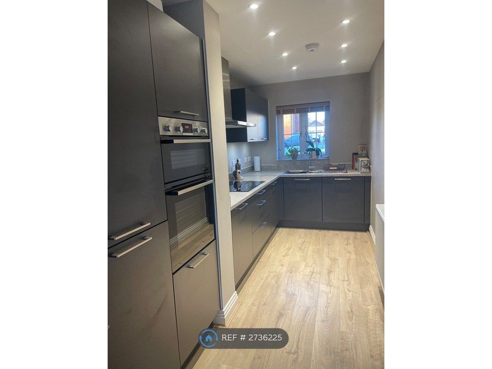 Property photo 3 of 22