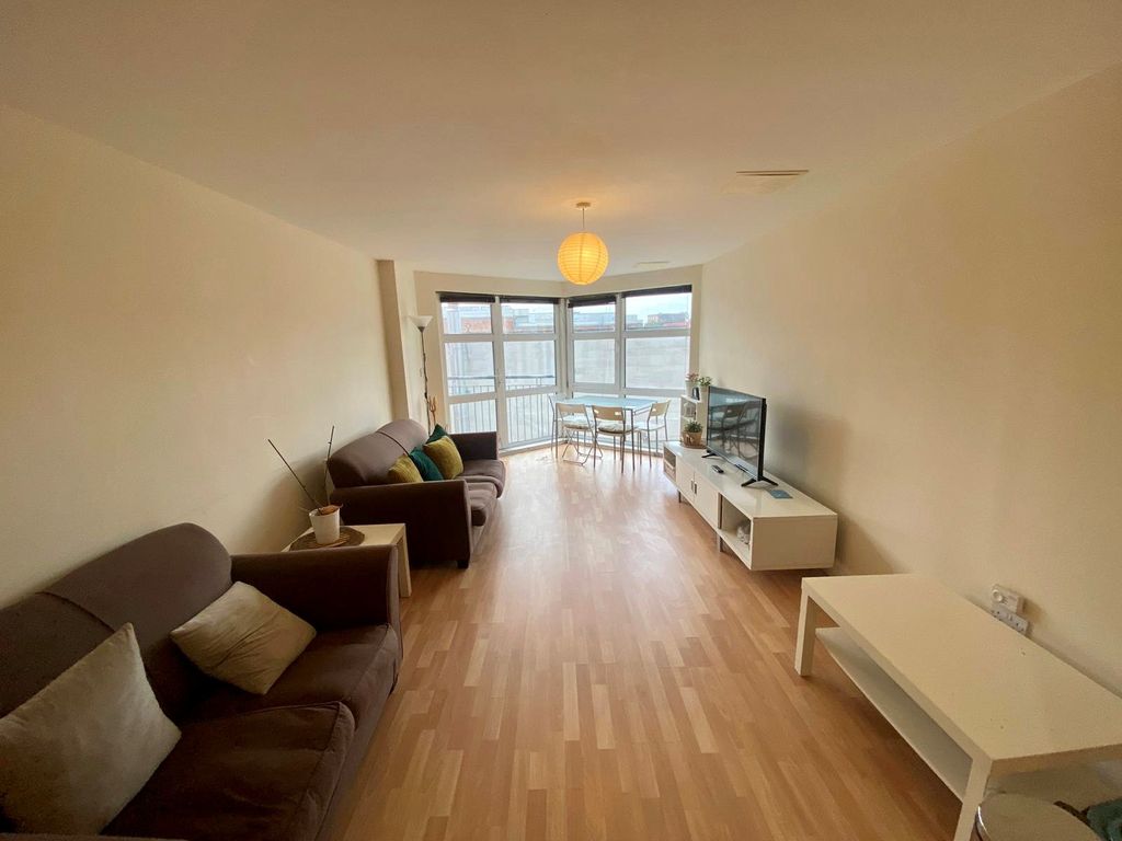 Property photo 2 of 12