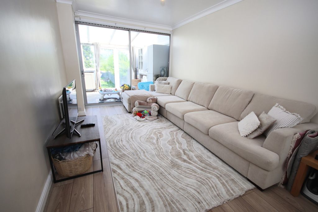 Property photo 2 of 22 Img_1733 2.Jpg