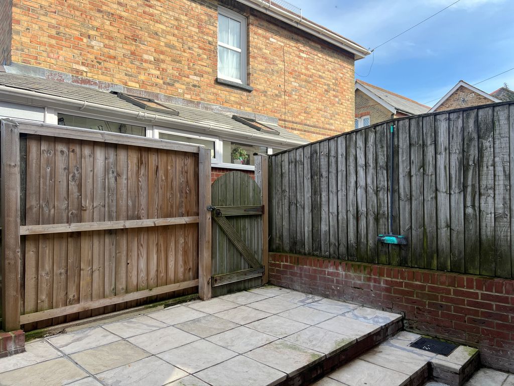 Property photo 2 of 9
