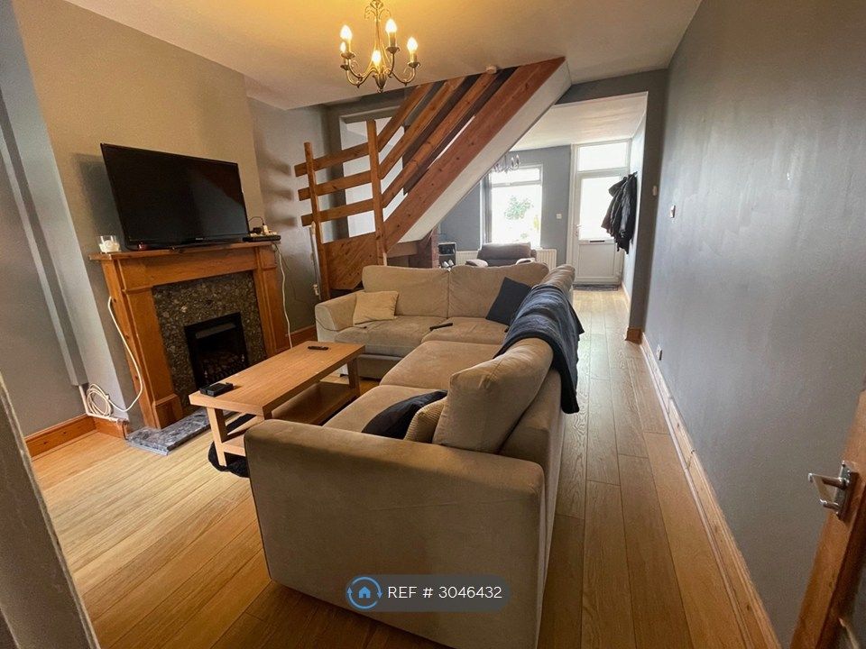 Property photo 3 of 15