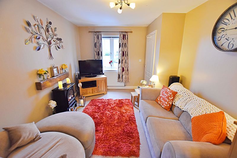 Property photo 3 of 12 Photo 2