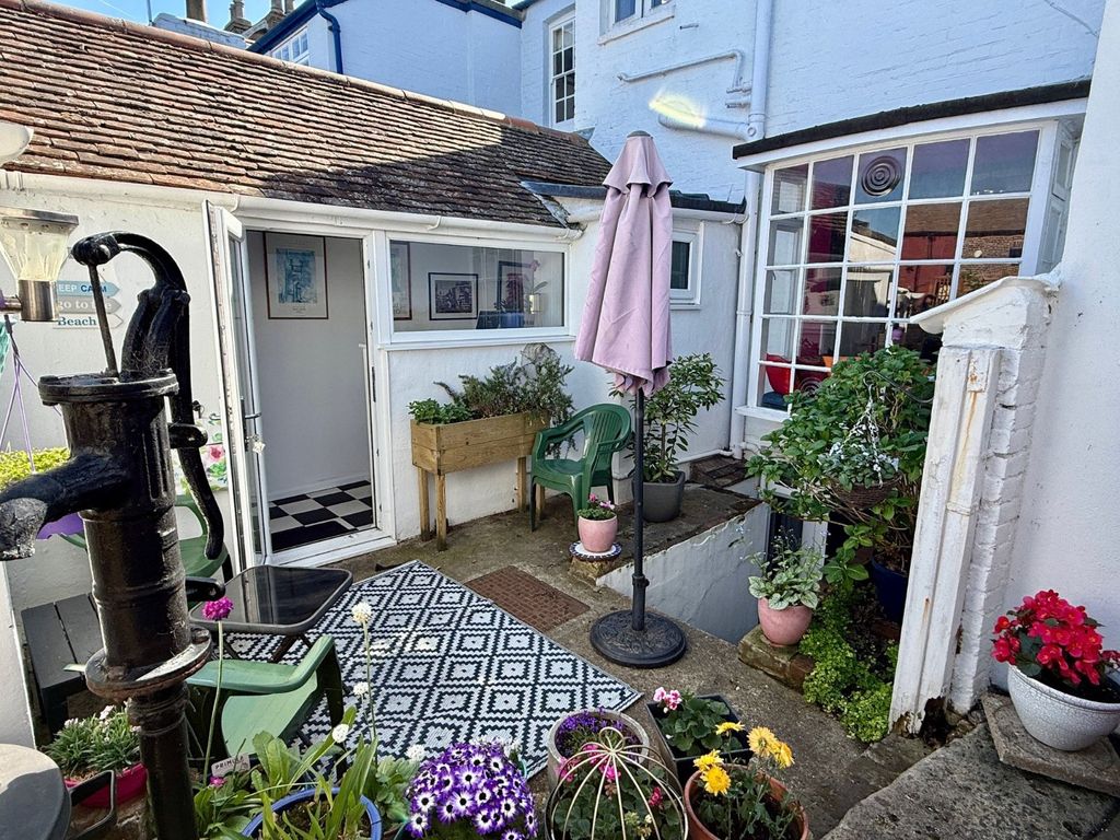 Property photo 3 of 17 Picture No. 13