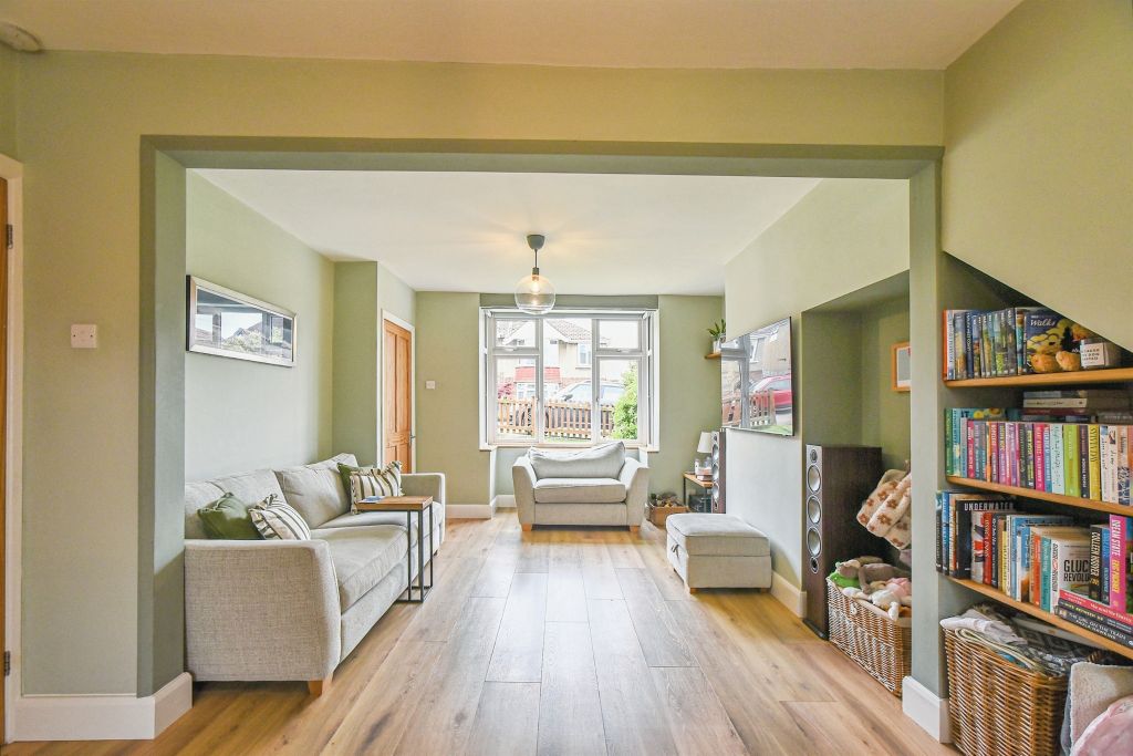 Property photo 2 of 18