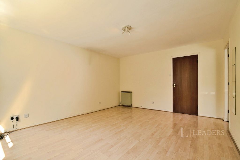 Property photo 3 of 10 Living Room 2
