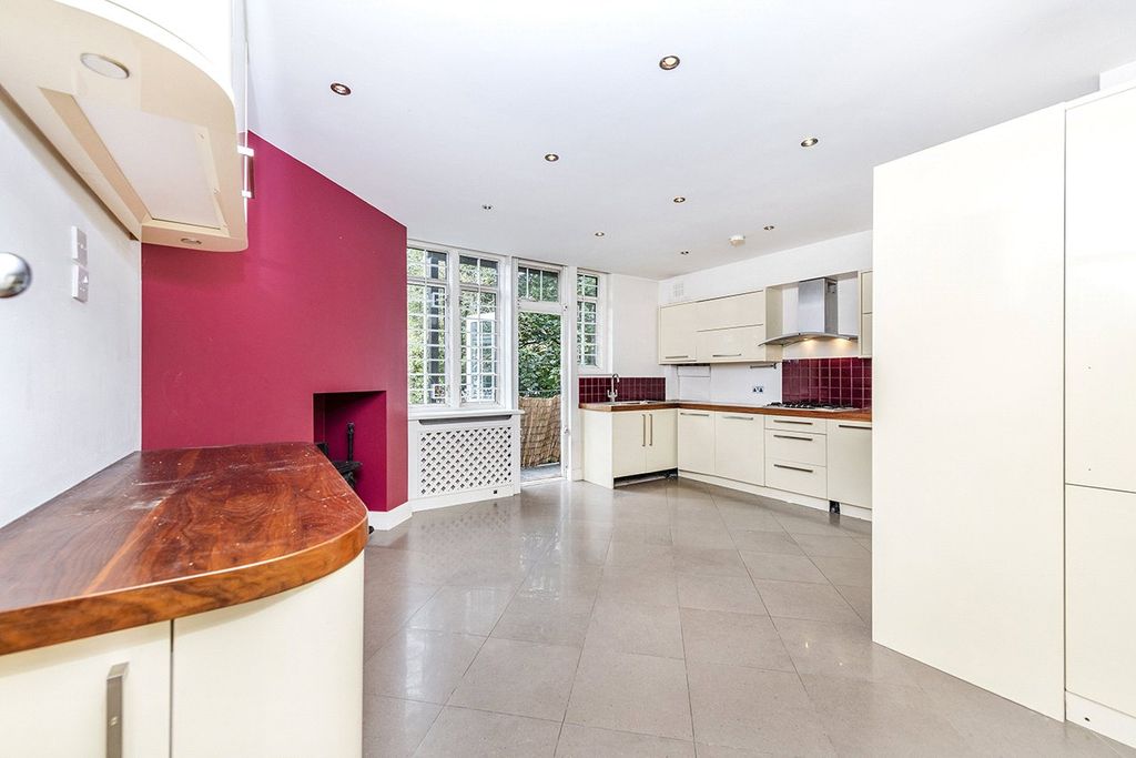 Property photo 2 of 9 Picture No. 14