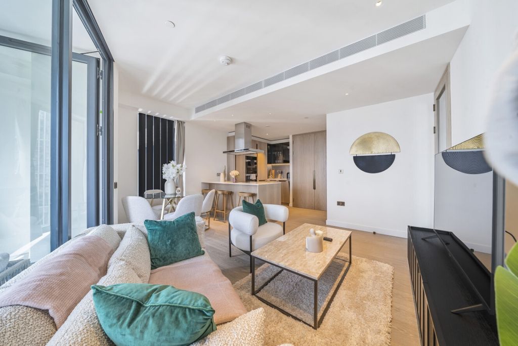 Property photo 2 of 17 1192804 (2)