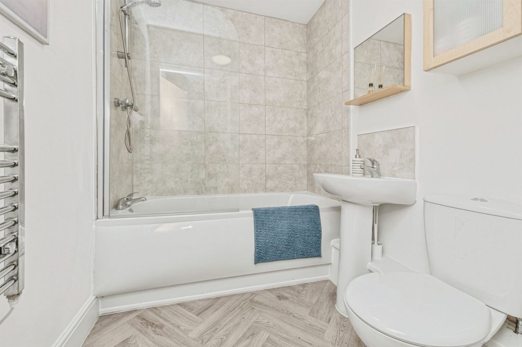 Additional image 11 of 1 bed flat for saleFearnley Mill Drive, Huddersfield HD5