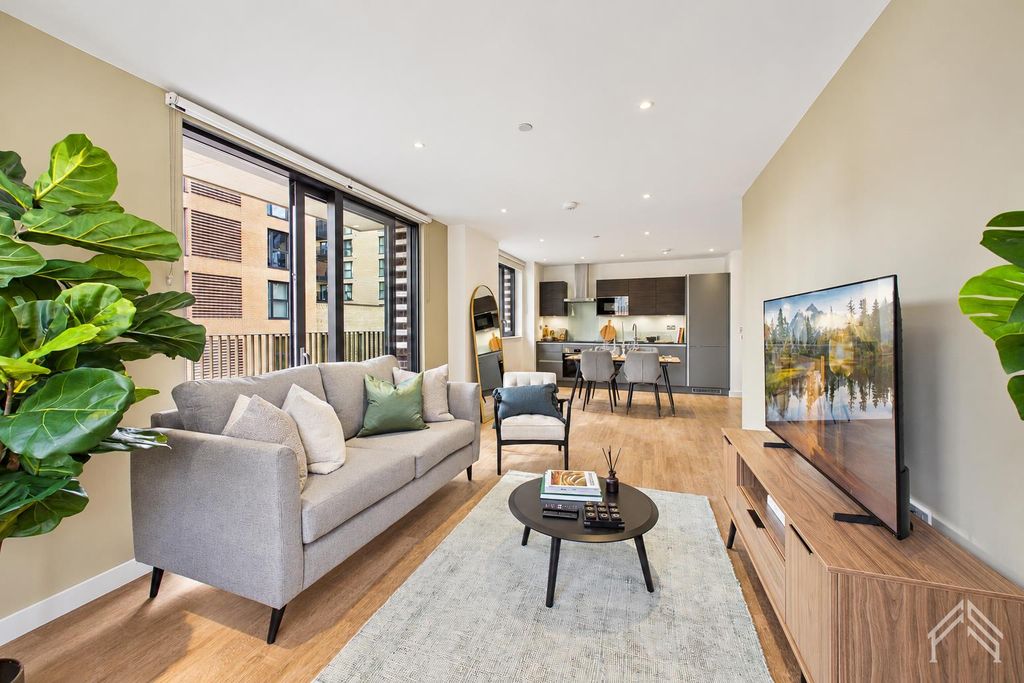 Property photo 1 of 16 1.Png