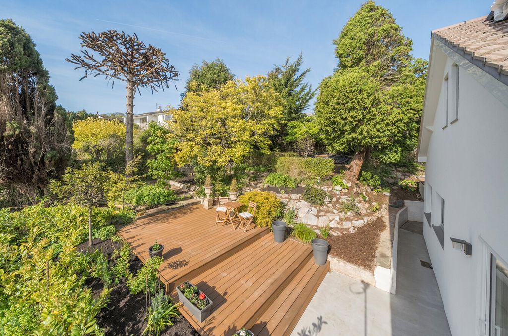 Property photo 2 of 24 1447632-1-69Ea3A5...