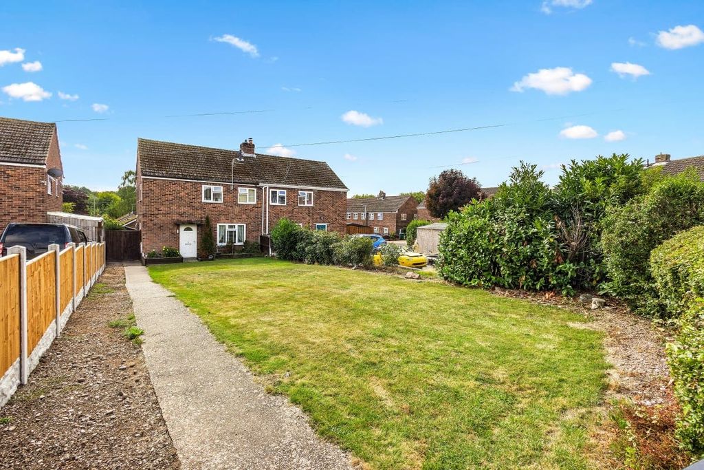Property photo 2 of 10