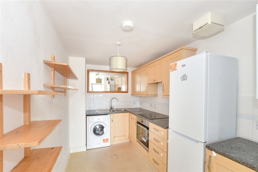 Property photo 2 of 14 Kitchen