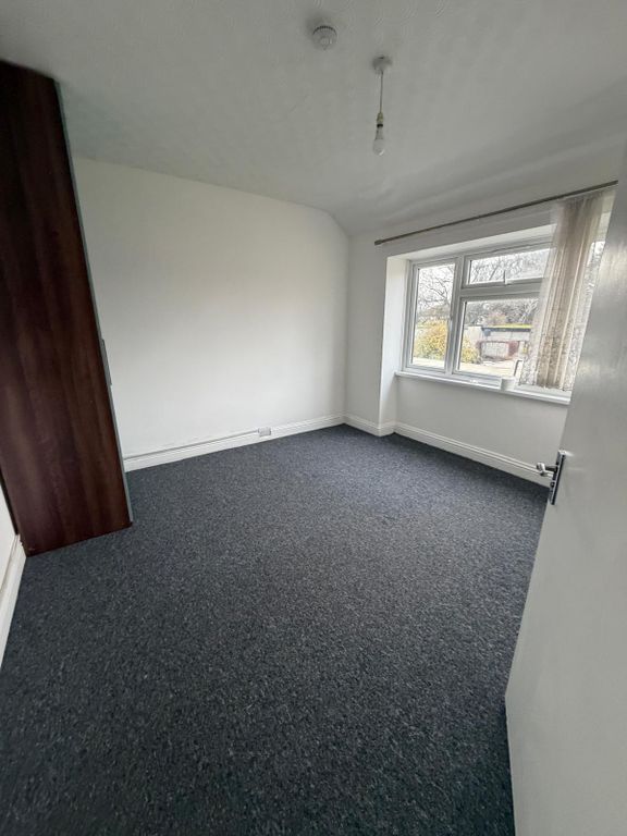 Property photo 2 of 12 Gallery