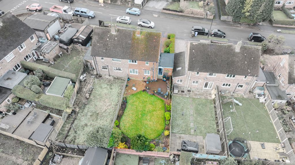 Property photo 2 of 32