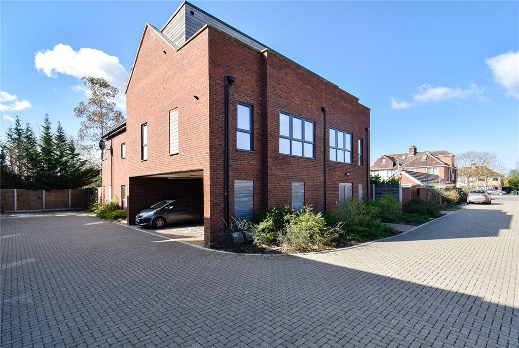 Property photo 1 of 9 Picture No. 01