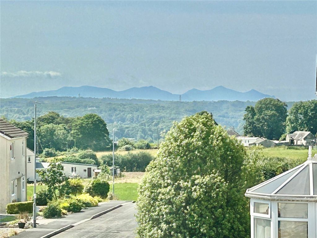 Property photo 2 of 16 Picture No. 08