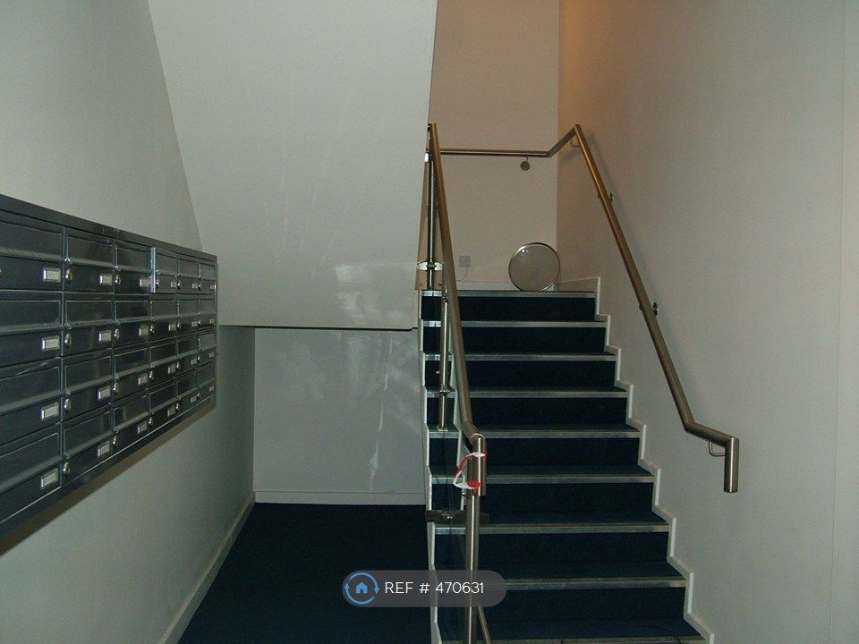 Property photo 3 of 24