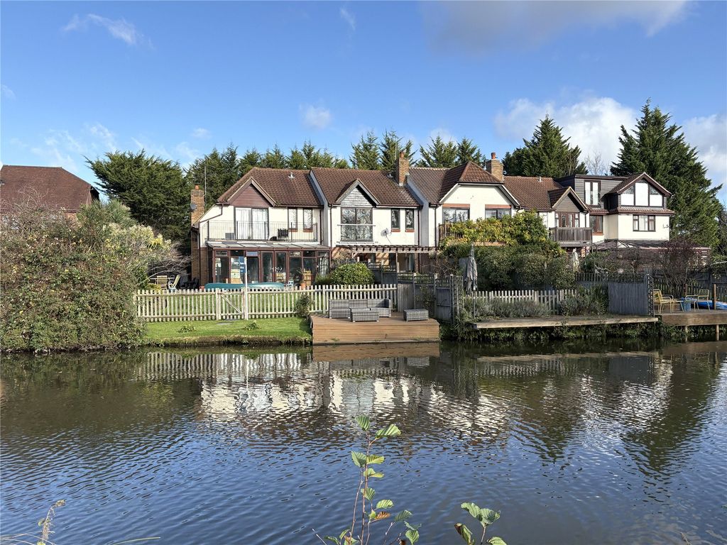 Property photo 1 of 17 Rear Aspect