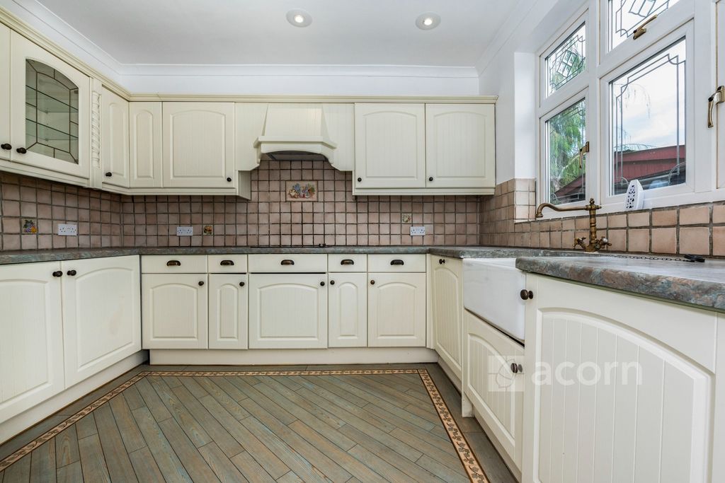 Property photo 3 of 22 Mzz_8569