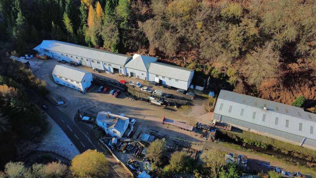 Property photo 3 of 5