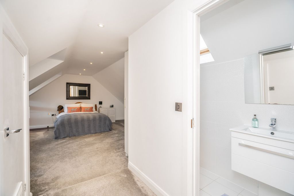 Additional image 26 of 4 bed detached house for saleCedar Court, Newport Pagnell, Milton Keynes MK14